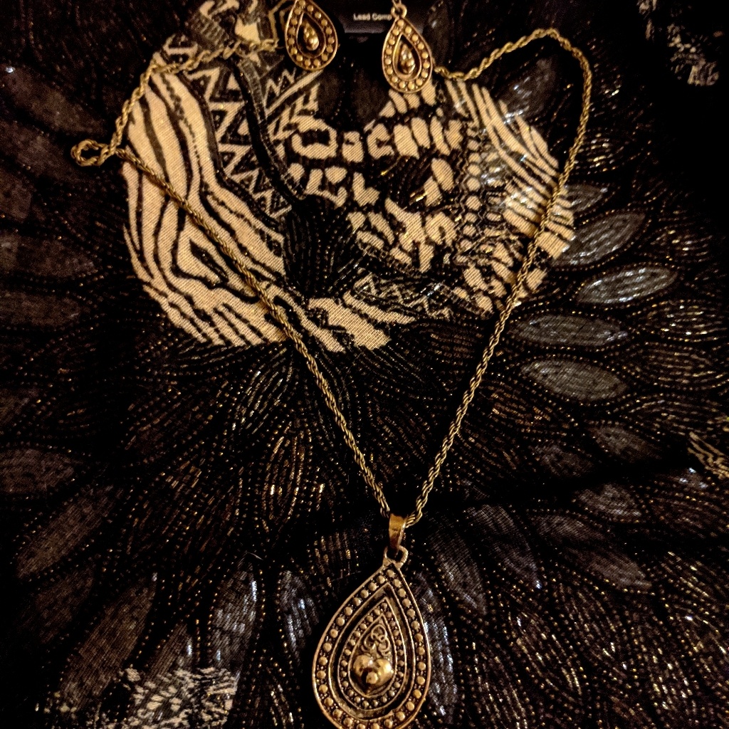 2 For $15 Jewelry Antique Gold Teardrop Set